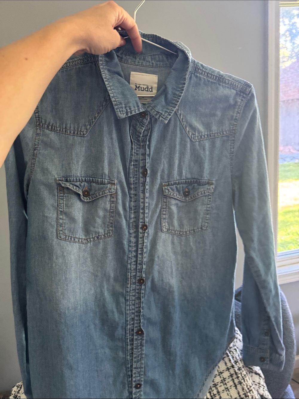 Mudd women’s Denim Button-Down Shirt in Medium Blue
